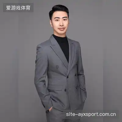 康薇凤